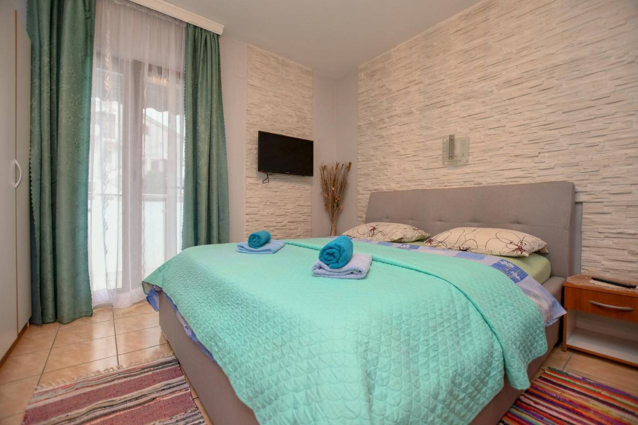 Apartment Camelia Porec Ngoại thất bức ảnh