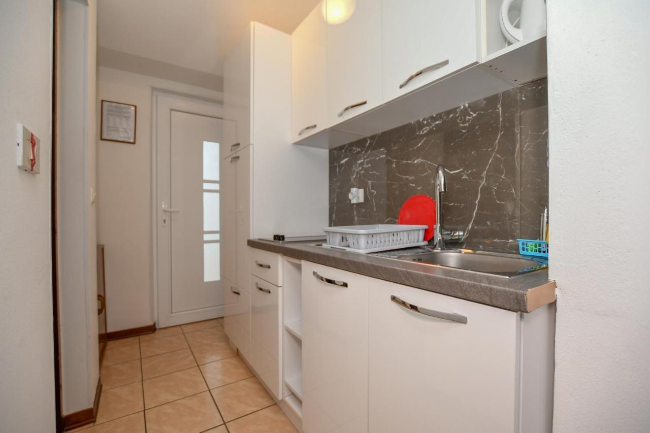 Apartment Camelia Porec Ngoại thất bức ảnh