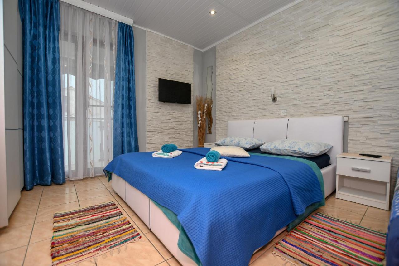 Apartment Camelia Porec Ngoại thất bức ảnh