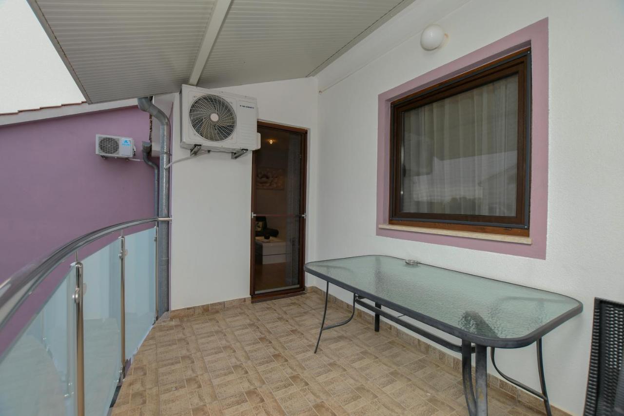 Apartment Camelia Porec Ngoại thất bức ảnh