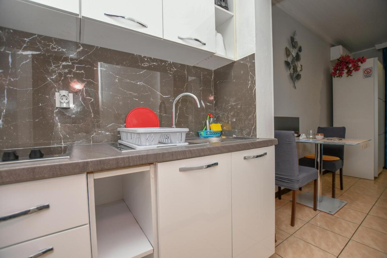Apartment Camelia Porec Ngoại thất bức ảnh
